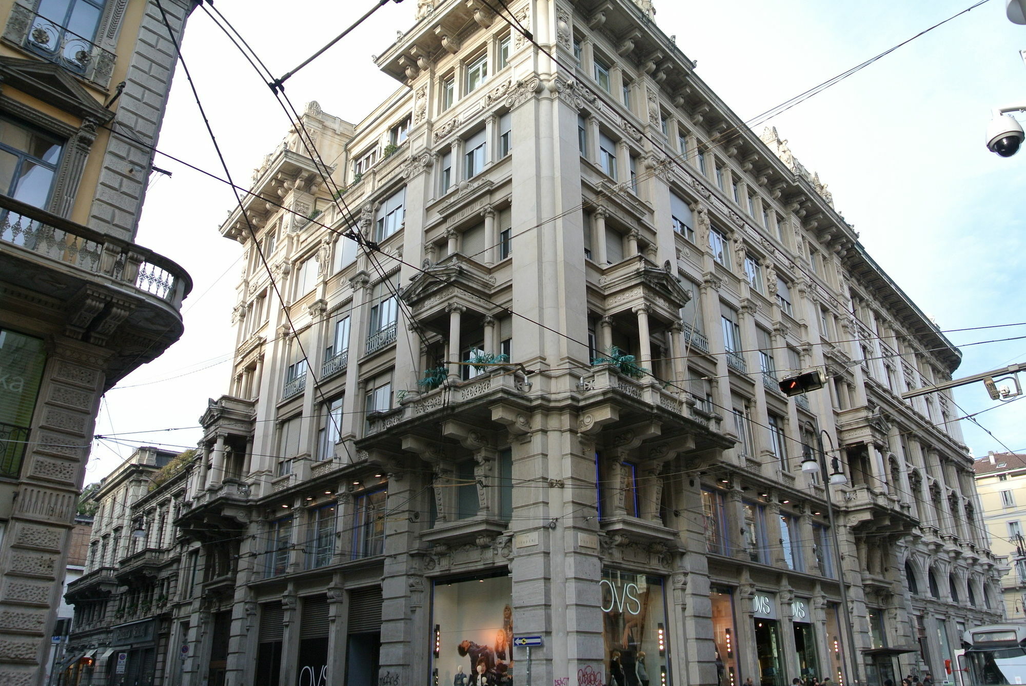 Duomo Inn Milan Exterior photo